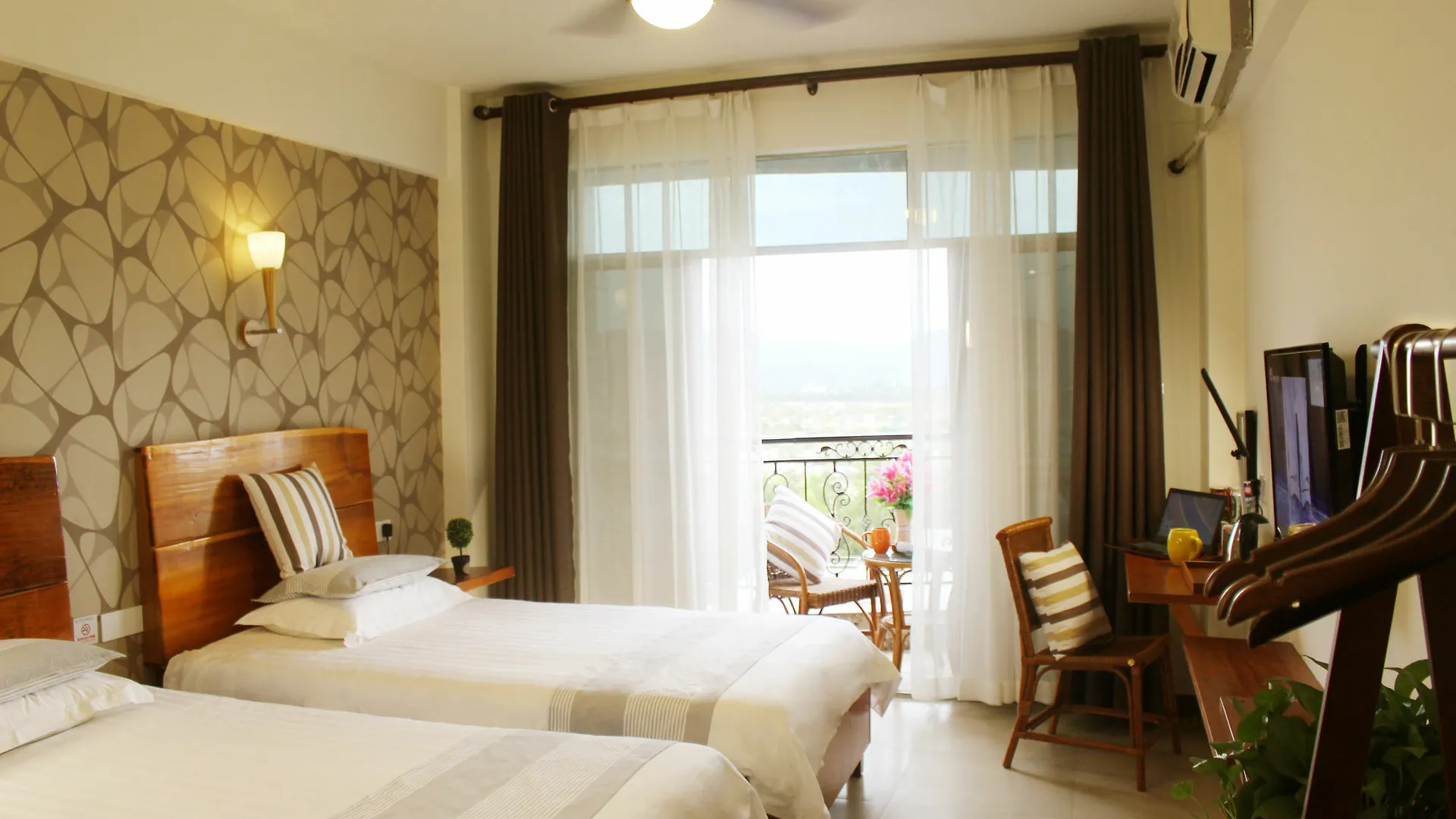 Sunny Sanya Destination Hotel Haitang